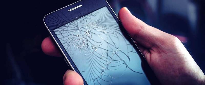 Réparation d'un écran AZUS ZENFONE 8 - Intervention avec le camion pour une entreprise situé sur le Jean Jaurès de Nimes