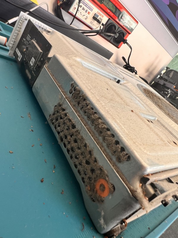 Nettoyage complet, Xbox One S, à Bellegarde près de Nîmes